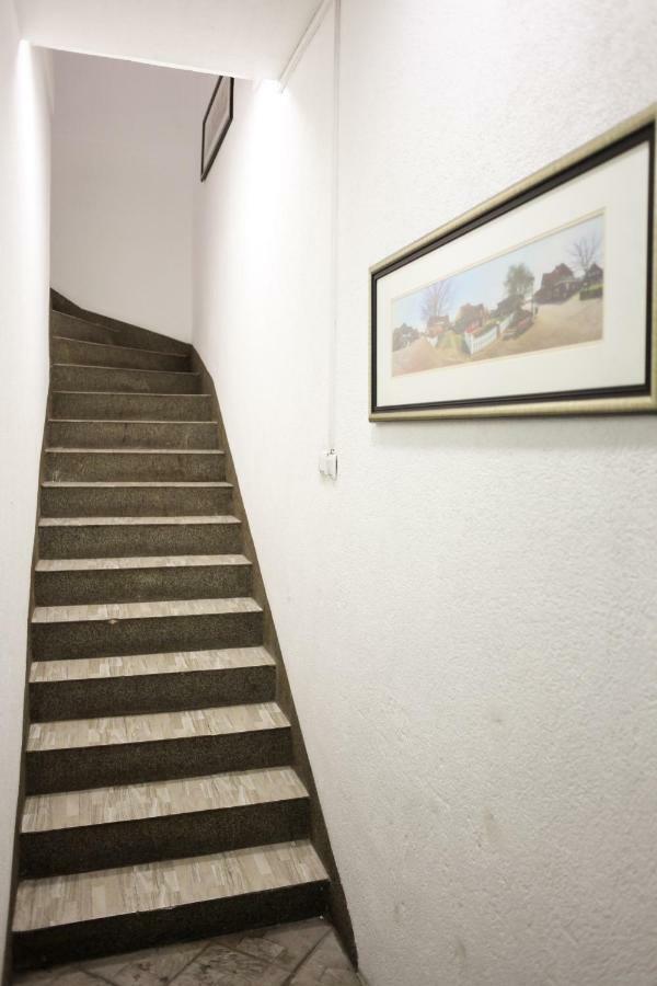 Apartments Station Konjic Extérieur photo